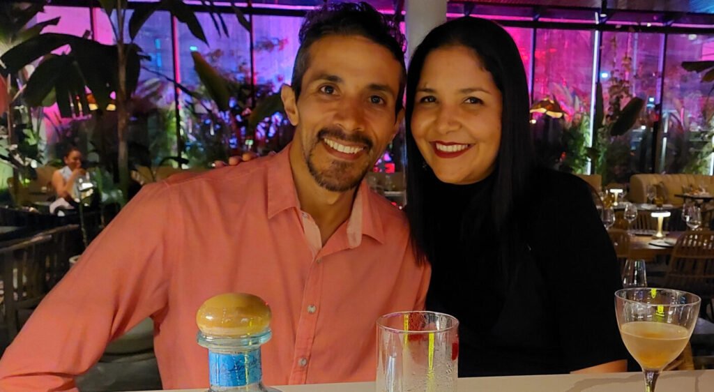 Sobre Nosotros 1 Equipo Detrás del Bar